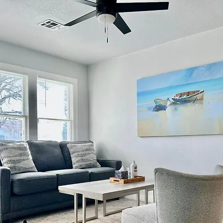 Full-Kitchen 2Br Near Plaza District #31A Villa